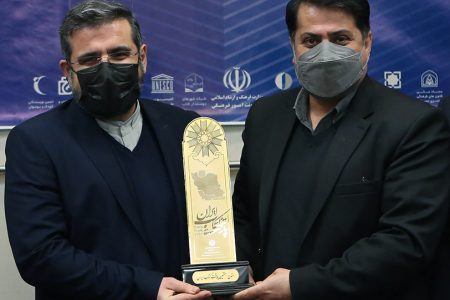 شهر سنندج به عنوان «هفتمین پایتخت کتاب ایران» معرفی شد
