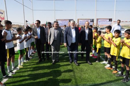 افتتاح زمین چمن مصنوعی در روستای ناچیت با حضور استاندار، نماینده بوکان، فرماندار و مدیرکل ورزش و جوانان